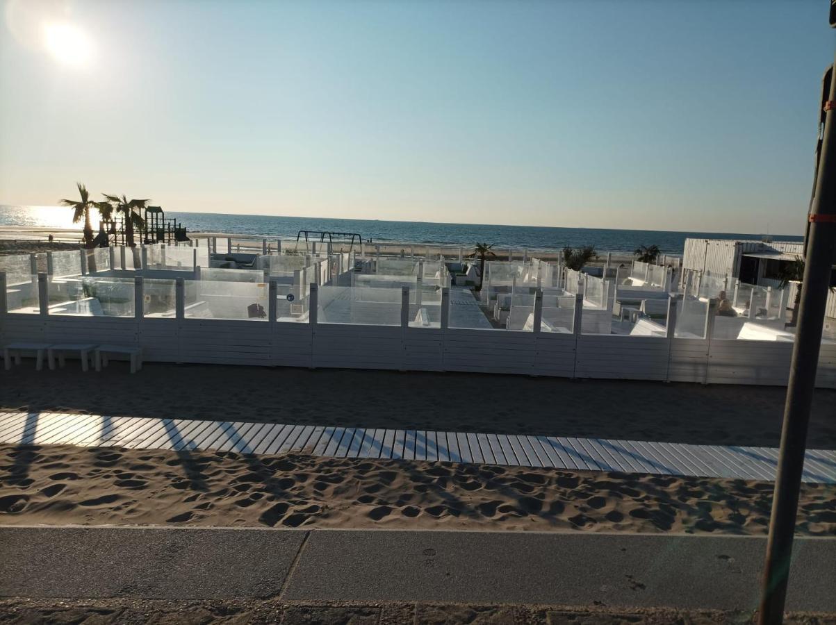 Frontaal Zeezicht In Appartement De Strandjutter 오스텐드 외부 사진